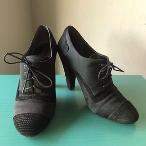 Nine West Suede Satin Black Oxford Laced Heels 7.5